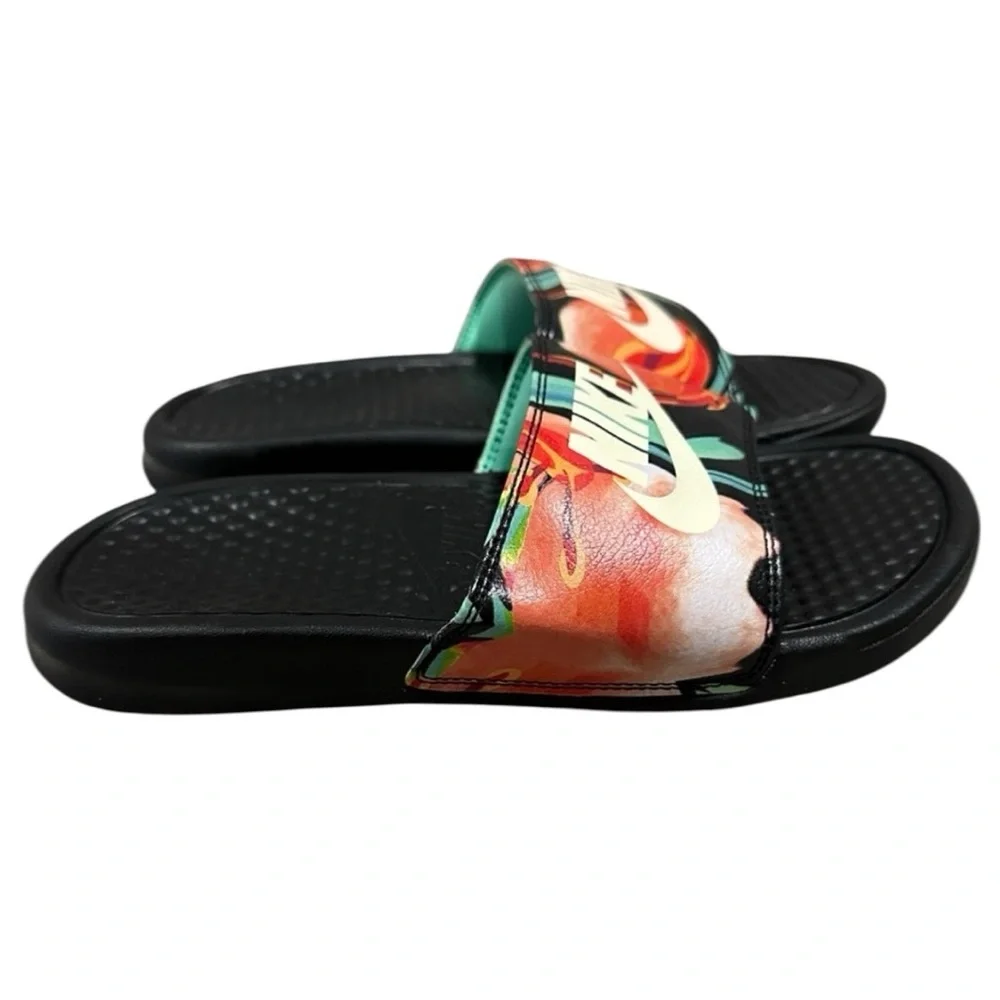 Women’s Nike Benassi Tropical Floral Slip on Slides, Size 6. NEW! - Picture 1 of 10